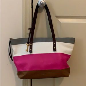 Fossil Tote! 💕